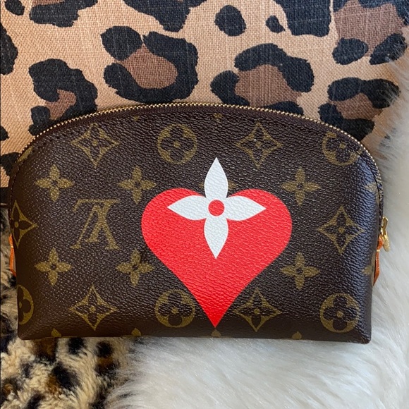 Sold 🎀Louis Vuitton game on collection cosmetic pouch - Picture 8 of 13